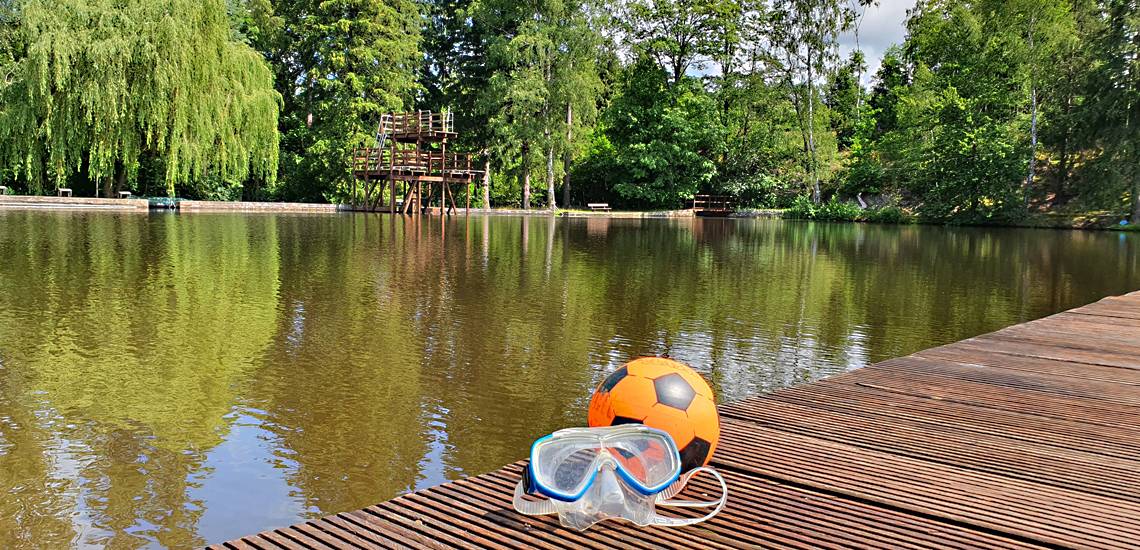 waldseebad ball und taucherbrille