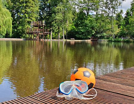 waldseebad ball und taucherbrille