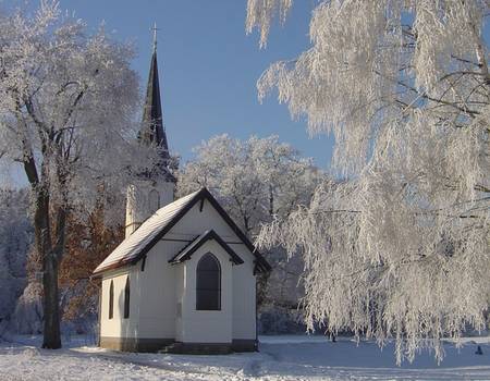 kirche elend winter
